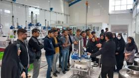 بازدید جمعی از دانشجویان فنی مهندسی دانشگاه از شرکت دانش بنیان